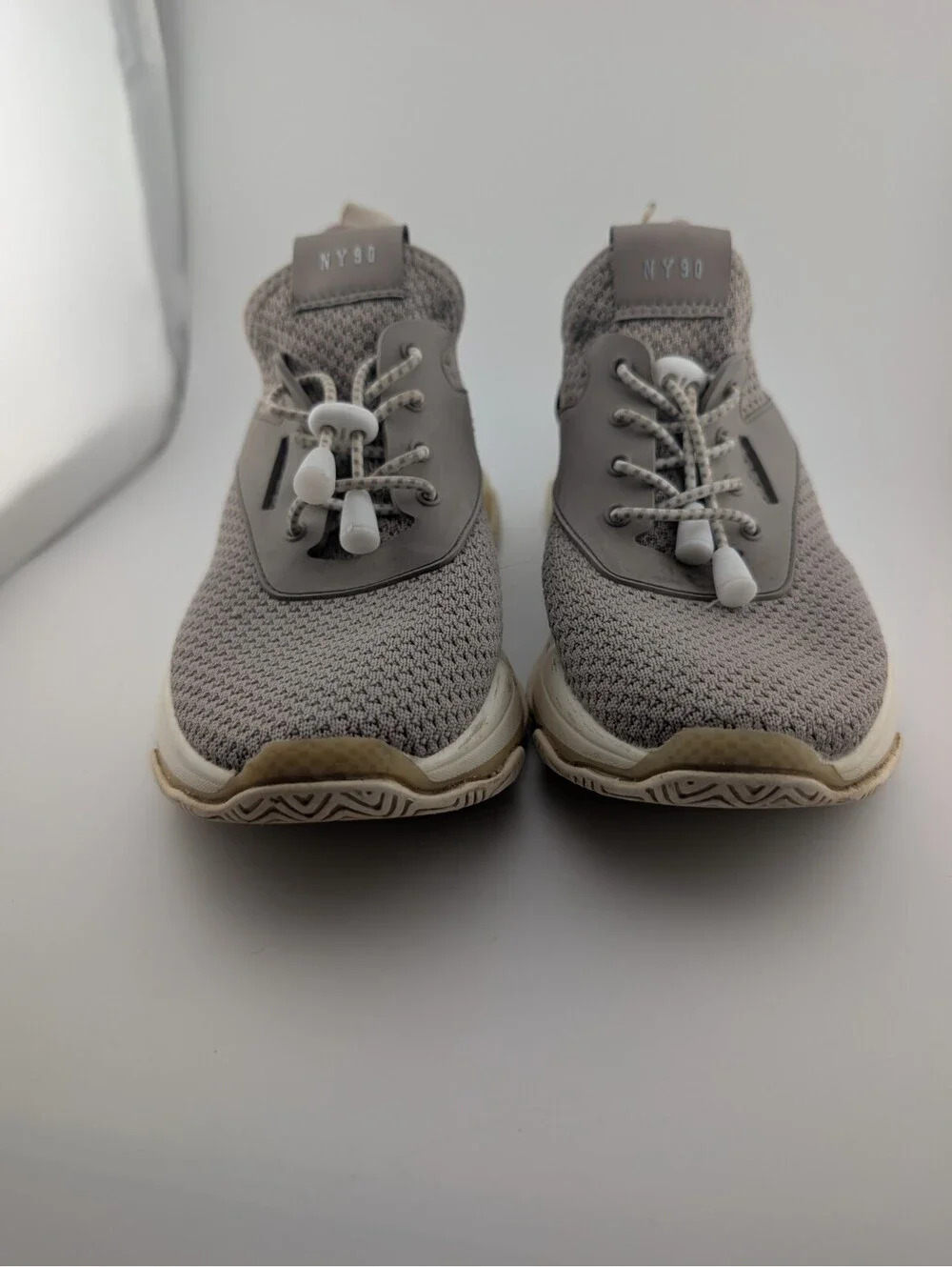 Steve Madden Women's Size 6.5 Myles NY90 Chunky Taupe Gray Sneakers MYLE01S1
